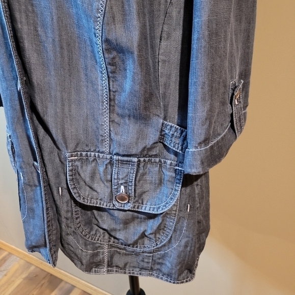 CAVITA Chambray Button Front Jacket, Grey with Pink Stitching, Western Office - Picture 5 of 14